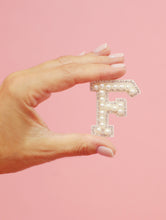 Load image into Gallery viewer, Pearl Letter